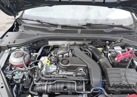 2025 Volkswagen Jetta 1.5T Se from USA, damaged, VIN 3VW7X7BU2SM092857